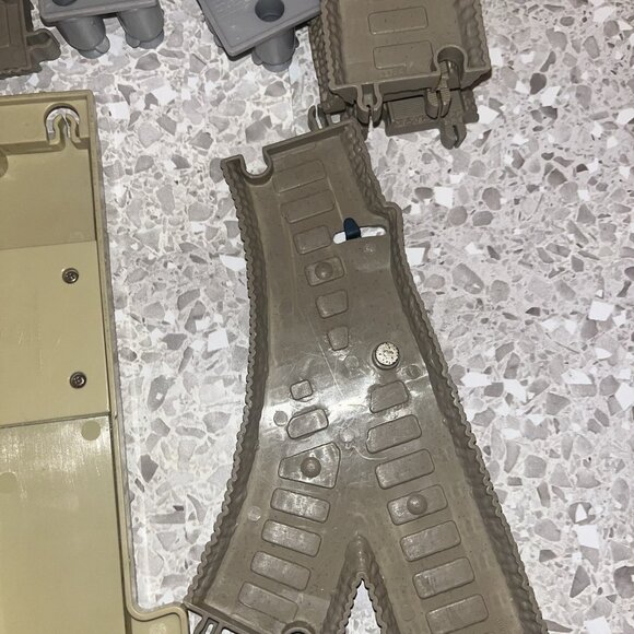 Thomas and Friends Beige Tan Track 2006 & 2009 HiT Mattel Gullane 35 + Pcs - Picture 8 of 11